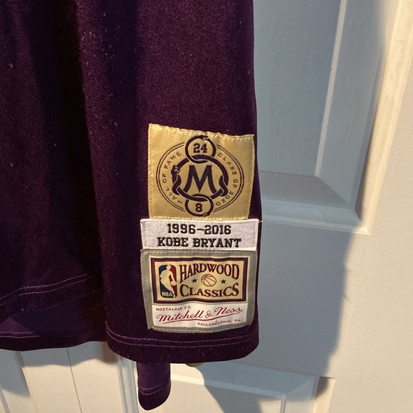 Mitchell & Ness Cobe Brayant (1996-2016) Authentic Jersey - Picture 4 of 6
